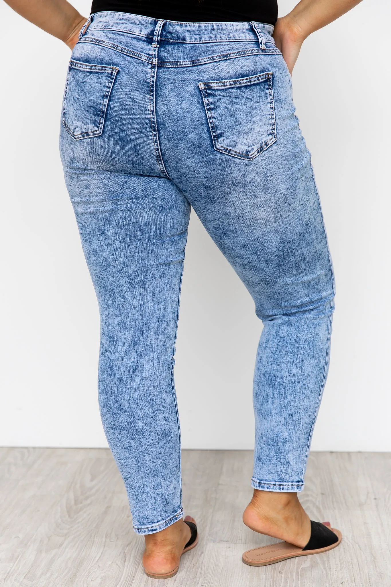 Anya Jeans - Acid Wash