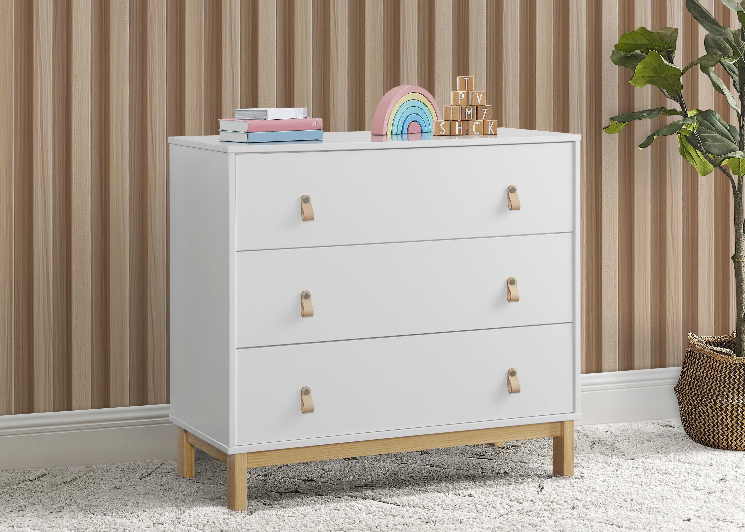 babyGap Legacy 3 Drawer Dresser with Leather Pulls and Interlocking Drawers