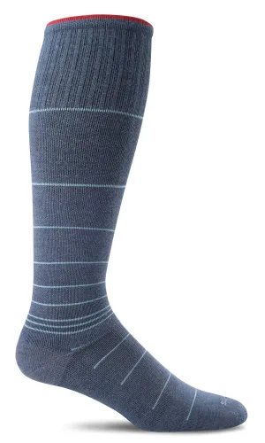 Circulator Men's Bamboo/Merino Moderate Graduated Compression Sock in Denim