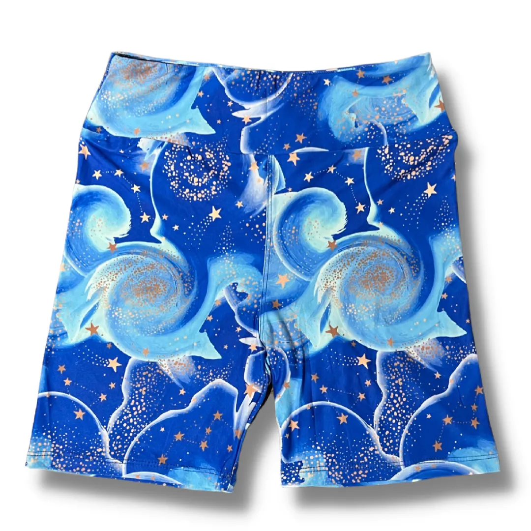 Cloudy Swirls in Biker-Slip Shorts 6"