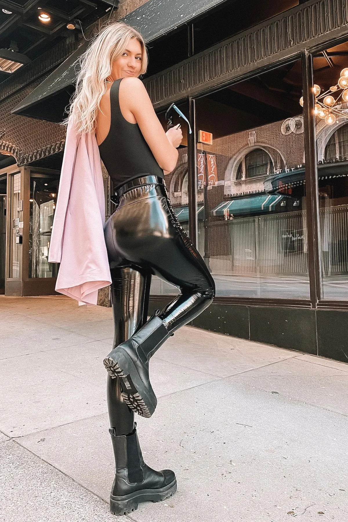 JENESSA LEGGINGS [BLACK]