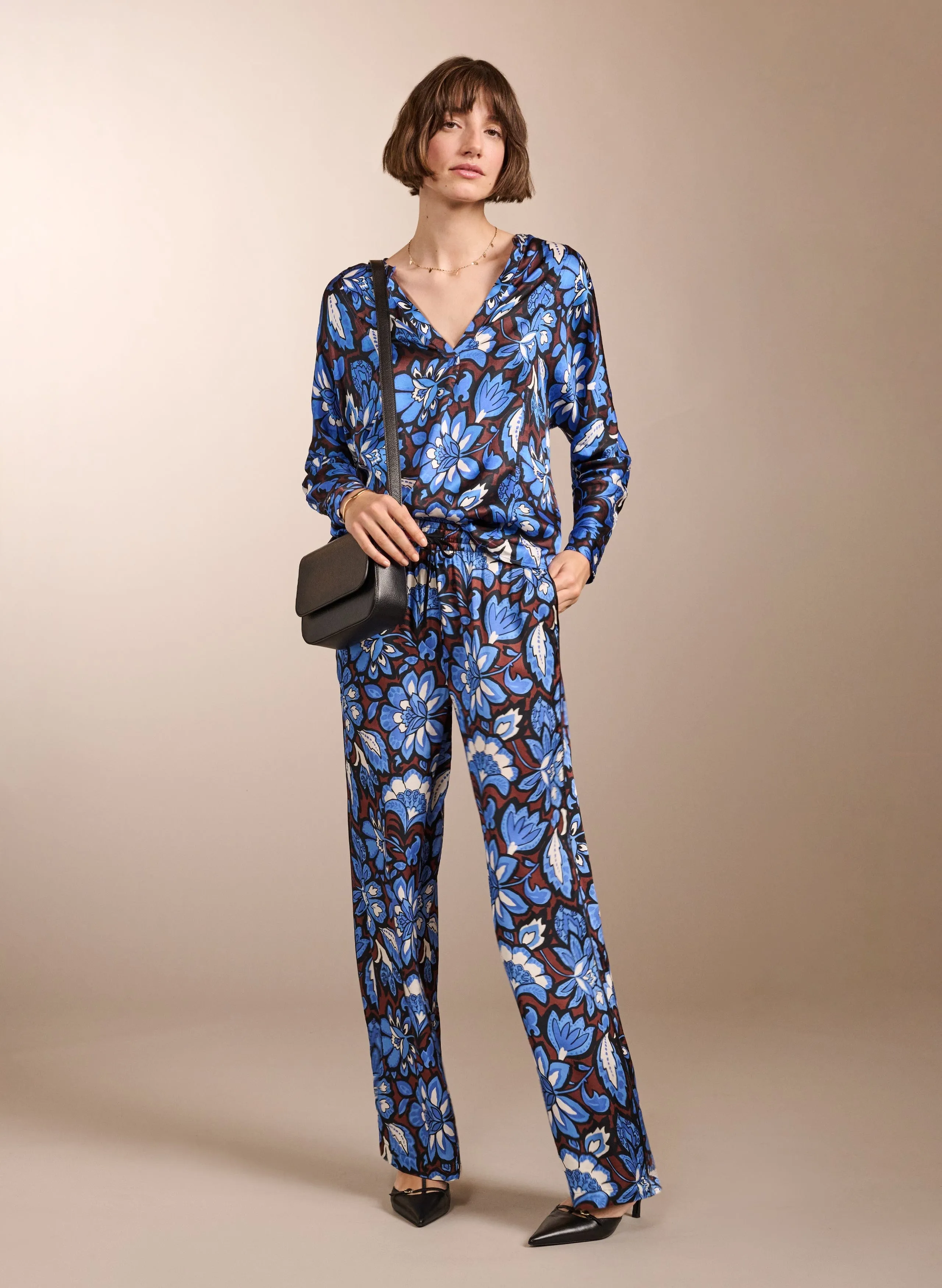 Mandy LENZING ECOVERO Recycled Trousers | Blue Floral Saraca