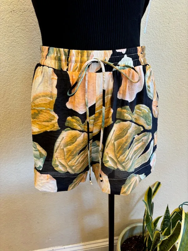 SIOBHAN ABSTRACT PRINTED SHORTS